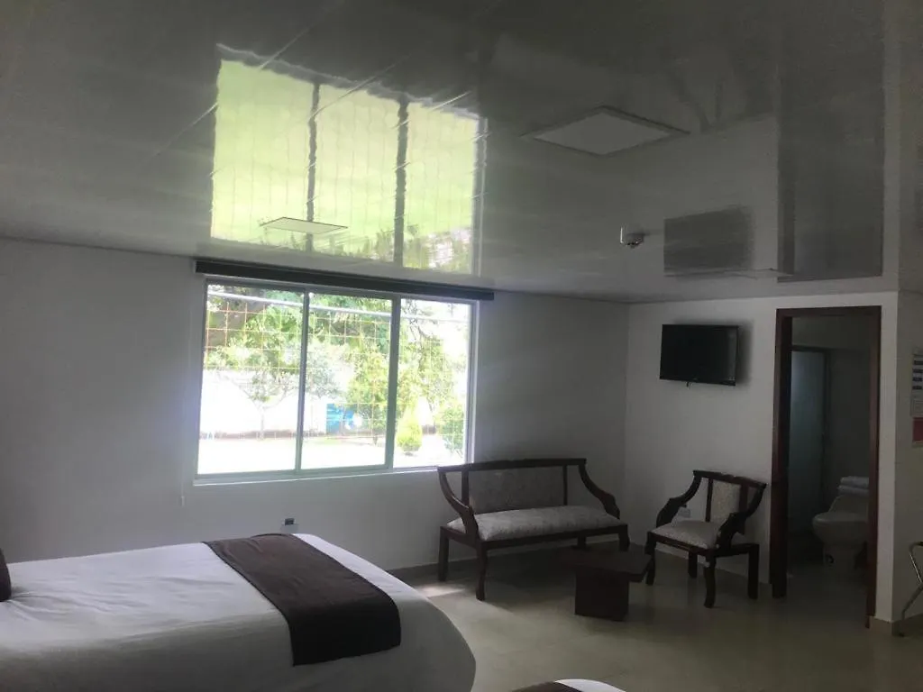Hotel Hosteria Quinta Paraiso Quito 4*,
